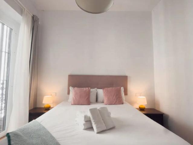 Studio for rent in Triana, all bills included