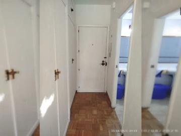 Studio for rent in Triana, professionals and families permitted
