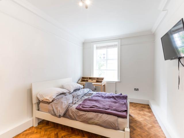 Studio for Rent in Udall Street | Foxtons