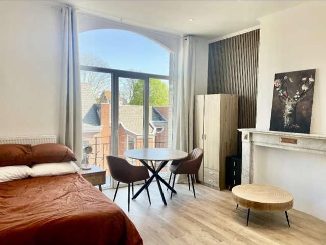 Studio for rent in Veeweyde Aurore, Brussels