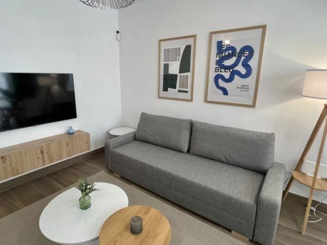 Studio for rent in Ventas. All bills included