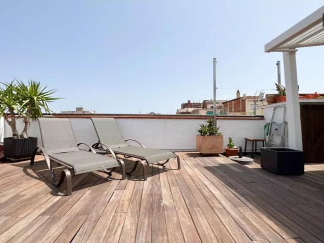 Studio for rent in Vila de Gràcia, bills included