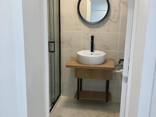 Studio for Rent: Private Bath & Equipped Kitchen!