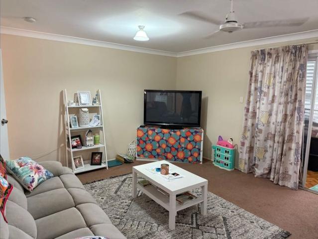 Studio for rent Redland Bay