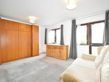 Studio for sale