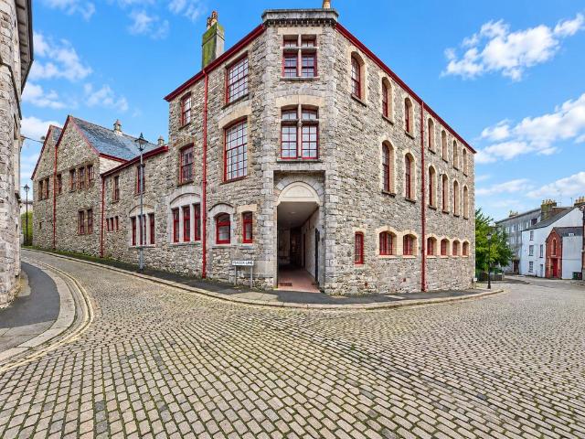 Studio for sale