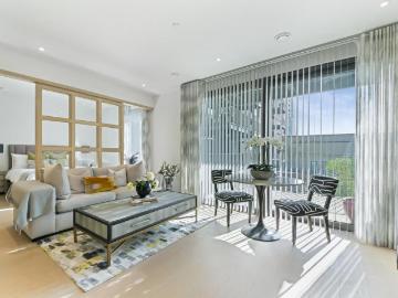 Nine Elms, London, Greater London - Garden