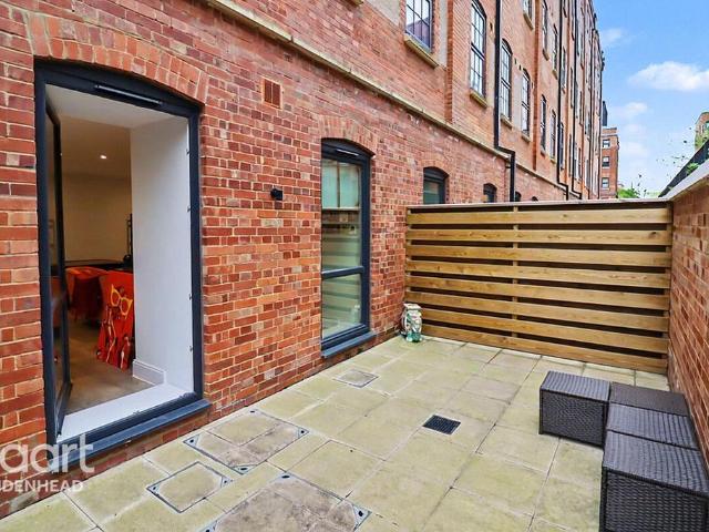 Studio for sale