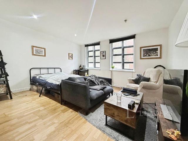 Studio for sale