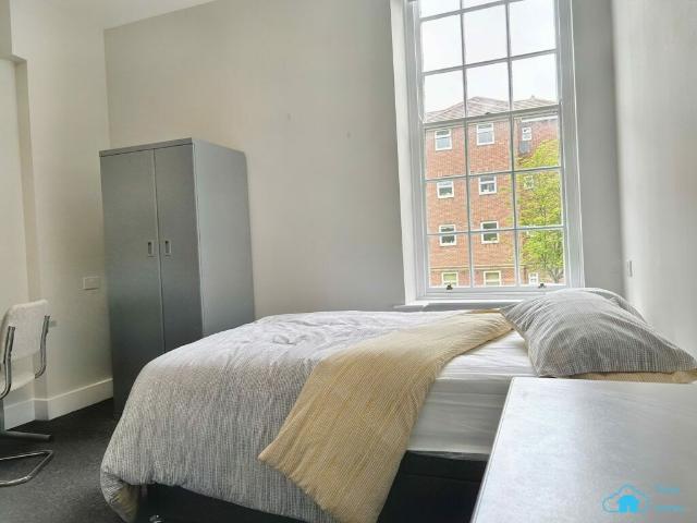Studio, Fenham, Newcastle Upon Tyne NE4, Studio to rent, £693 pcm | PrimeLocation