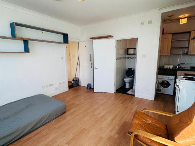 Studio Finsbury Park Zone 2