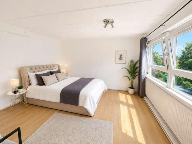 Studio Flat