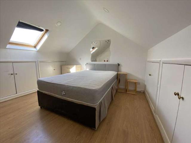 Studio Flat
