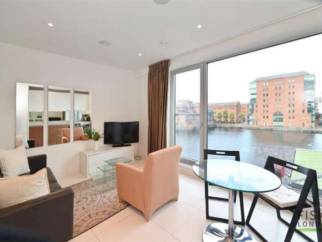 Studio Flat