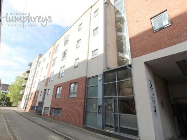 Studio flat To Let
