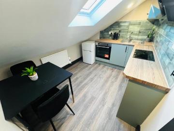 Studio Flat to Let in Edmonton