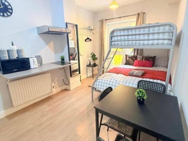 ️ Studio Flat to Let in Islington