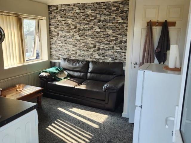 Studio Flat, Tyseley, B11