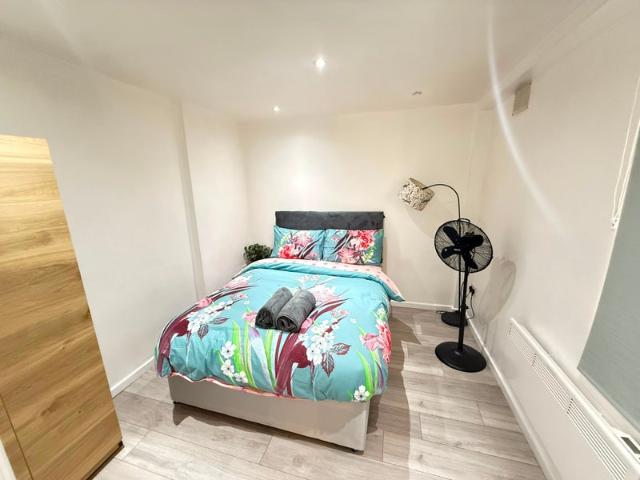 Studio Flat Available To Let in Tooting Bec SW17