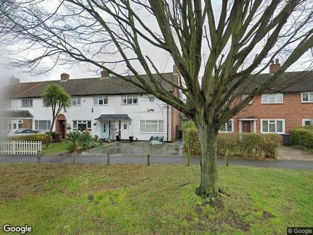 Studio Flat, Dalcross Road, TW4