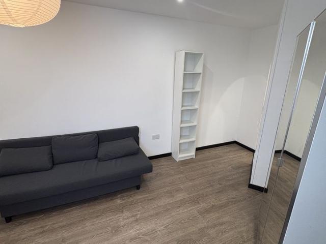 Studio Flat, Dudden Hill Lane, NW10