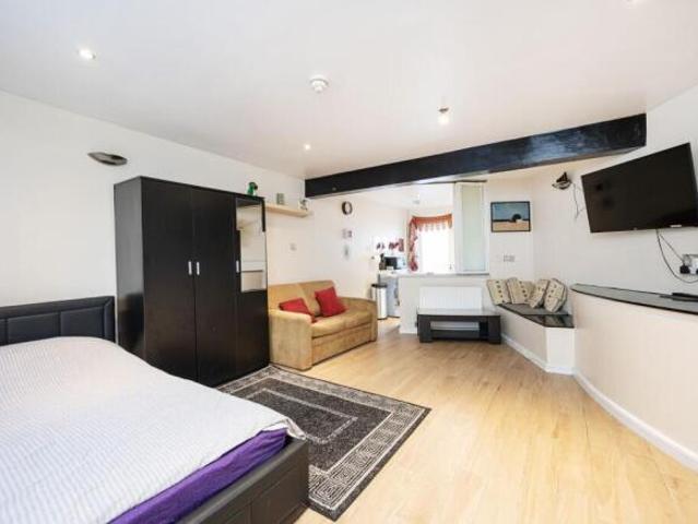 Studio flat for sale in Swinton Street, King's Cross, London, WC1X