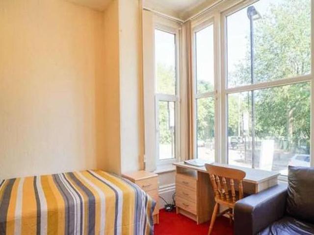 Studio Flat For Rent In 2 Harcourt Road, Crookesmoor