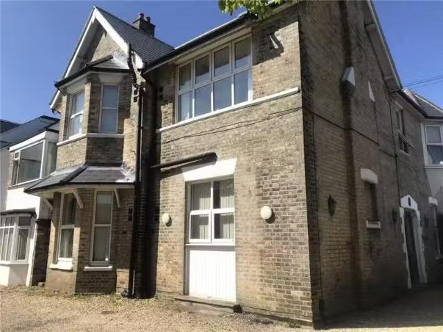 Studio flat for rent in Tregonwell Road, Bournemouth, BH2