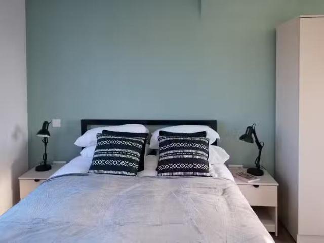 Studio flat for rent in Unit 1, 17 19 Willow Walk, Cambridge.