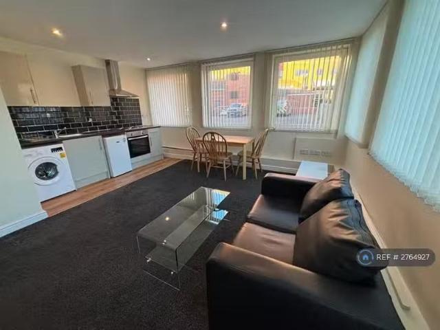 Studio flat for rent in Young Street, Doncaster, DN1