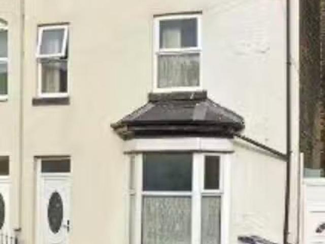 Studio flat for rent in Hampton Road, Aston, Birmingham, B6