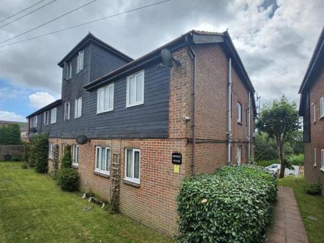 Studio Flat For Rent In Heathfield