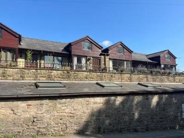 Studio flat for rent in Kay Brow, Ramsbottom, BL0