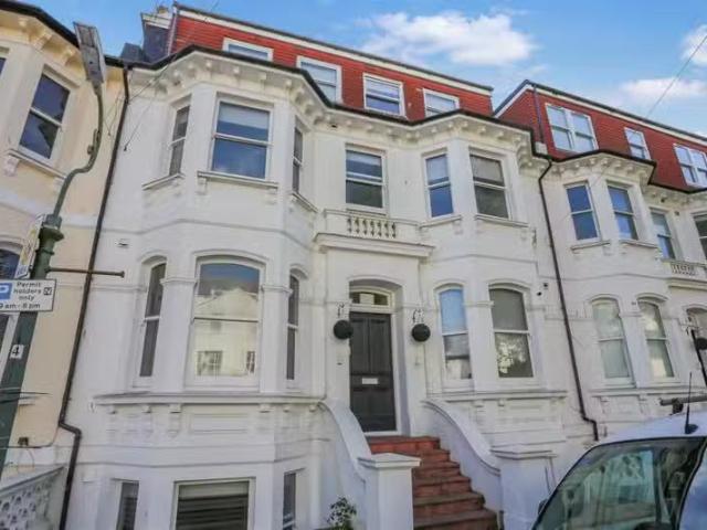 Studio flat for rent in Seafield Road, Hove, BN3