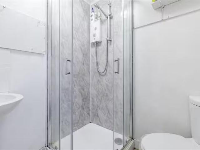 Studio flat for rent in Seaside, Eastbourne, BN22