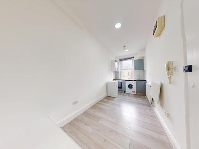 Studio Flat In Willesden Green, £820