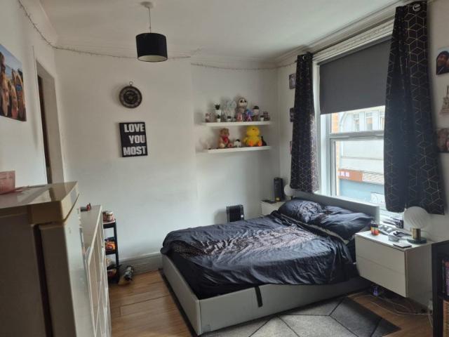 Studio Flat in Bournemouth Town Centre