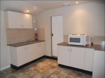 Studio Flat in Good Location!