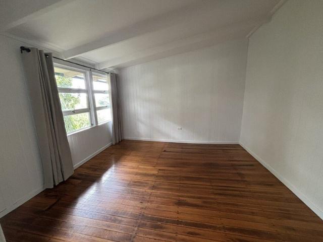 Studio flat in ideal location