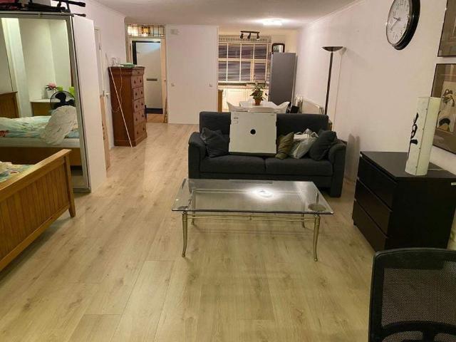 Studio Flat Laan der Zeven Linden, Delfgauw À Louer