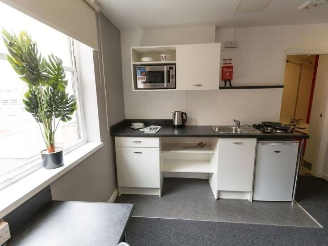 Studio Flat, Mercia Lodge, CV1