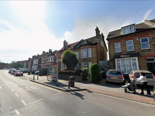 Studio Flat, Portland Road, SE25