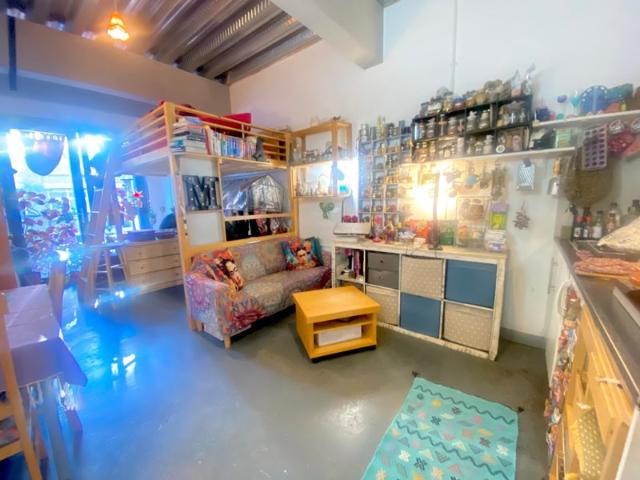 Studio Flat Sublet in Hackney Wick