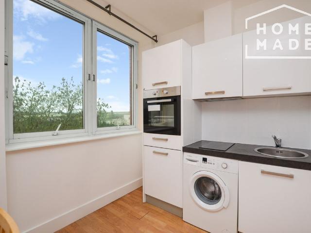 Studio House WD6, Studio to rent, £1,050 pcm | PrimeLocation
