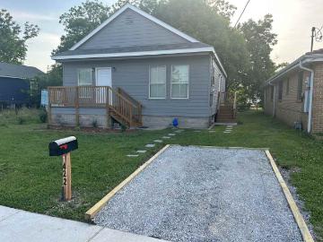 Studio Home for Rent at 1422 Deslonde Street, New Orleans, LA 70117 Lower Ninth Ward