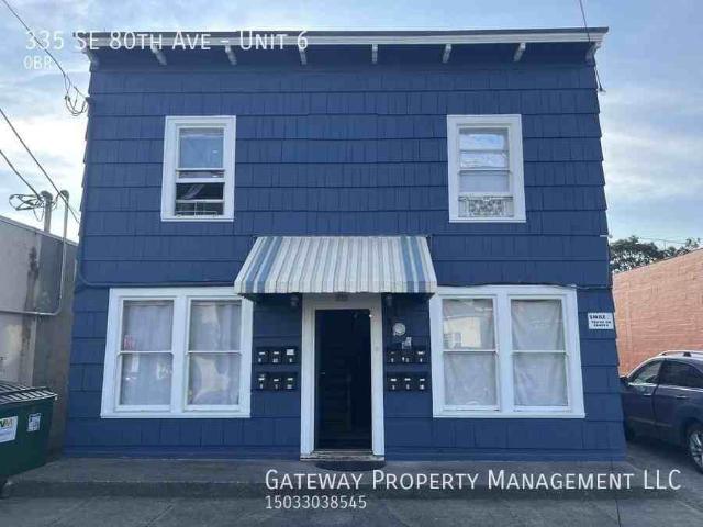 Studio Home for Rent at 335 Se 80th Ave #6, Portland, OR 97215 Montavilla