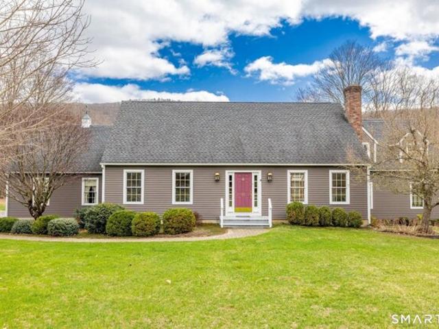 Studio Hill Cir, Kent, Home For Sale