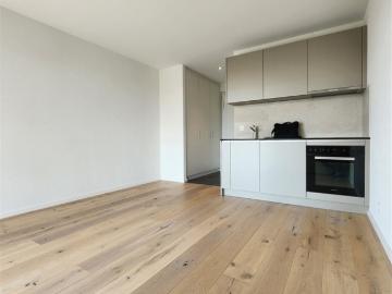 Studio im Zentrum von Gland mit Balkon
