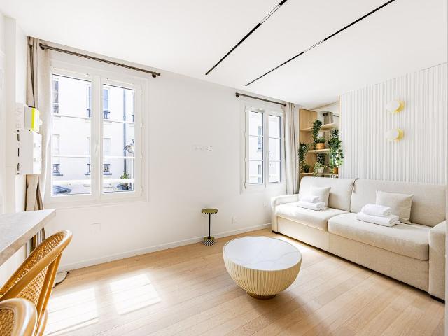 Studio Invalides EiffelTower, Paris Amsterdam Apartments for Rent