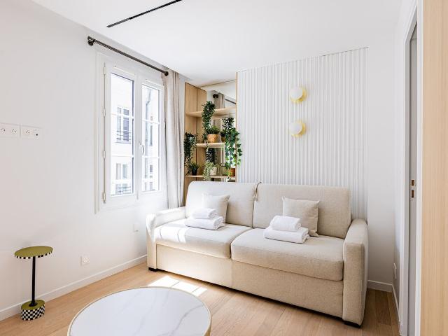 Studio Invalides EiffelTower, Paris Amsterdam Apartments for Rent